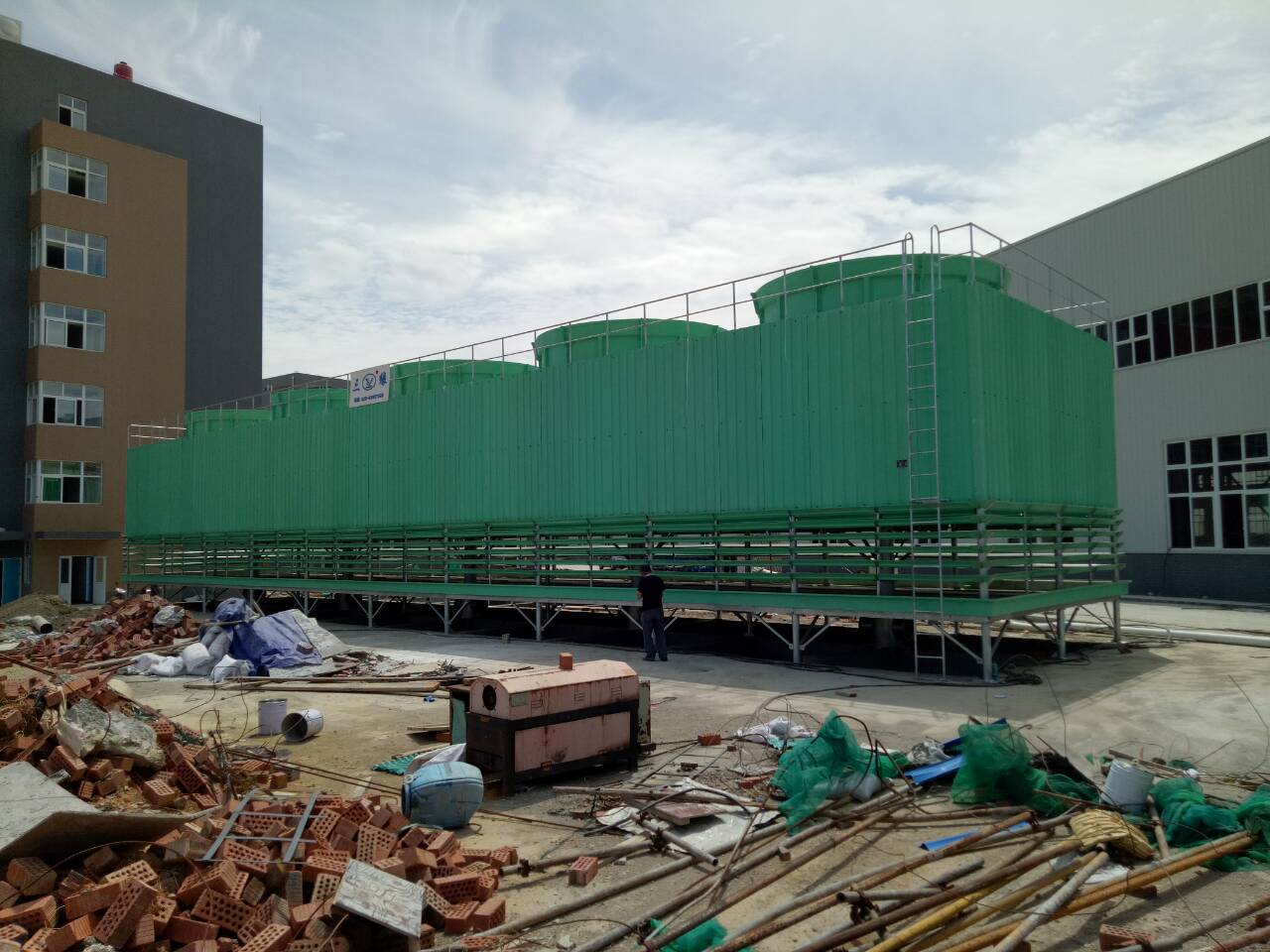 多联塑胶DFNDP-500吨冷却塔*2